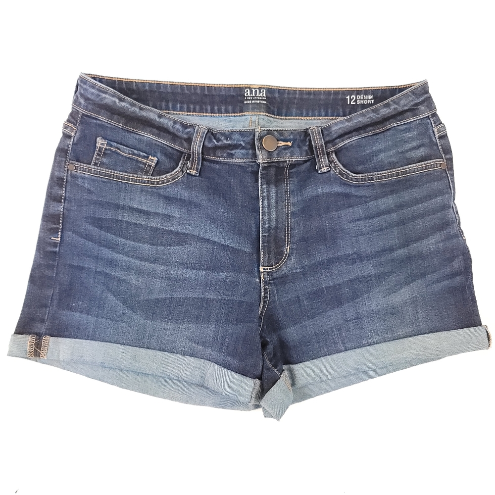 a.n.a Jean Shorts Size 12